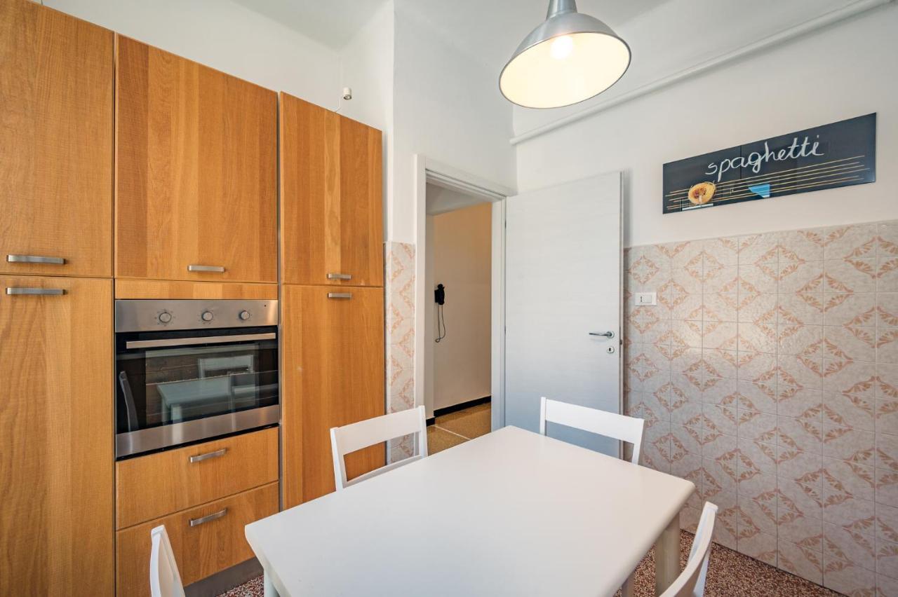 Апартаменти Joivy Penthouse Flat With Terrace Генуя Екстер'єр фото