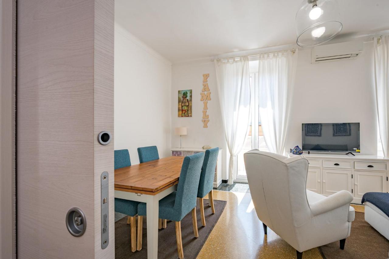 Апартаменти Joivy Penthouse Flat With Terrace Генуя Екстер'єр фото