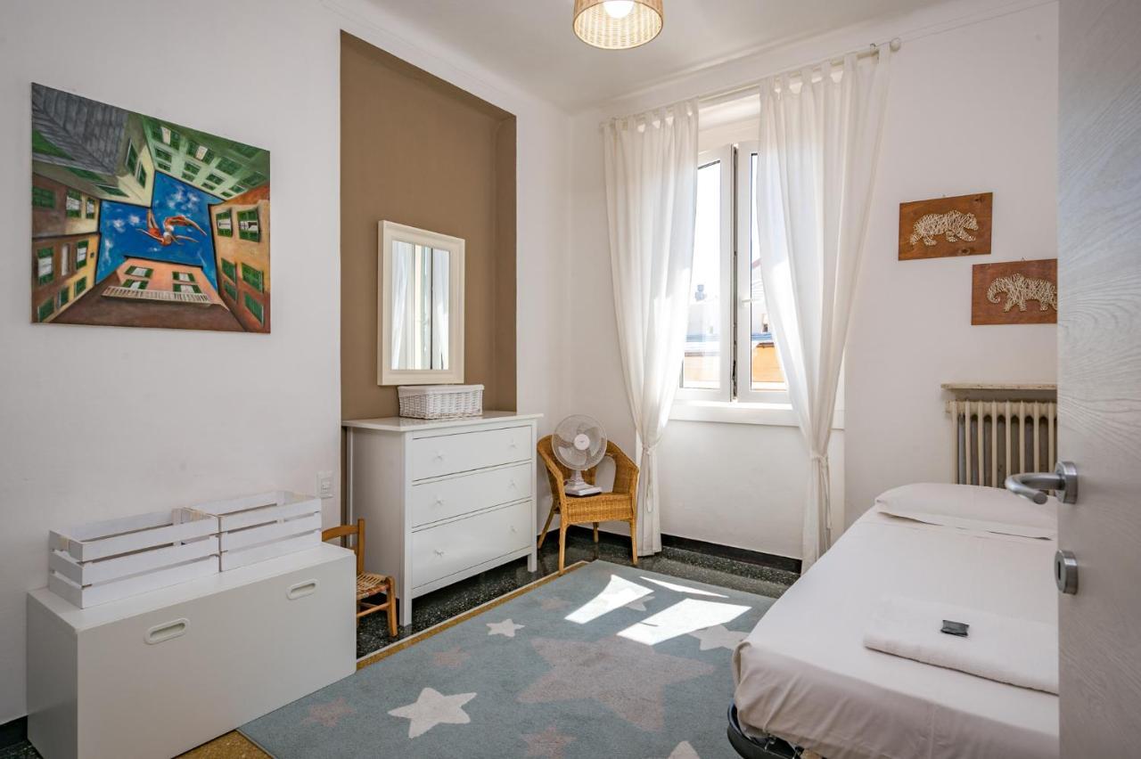 Апартаменти Joivy Penthouse Flat With Terrace Генуя Екстер'єр фото