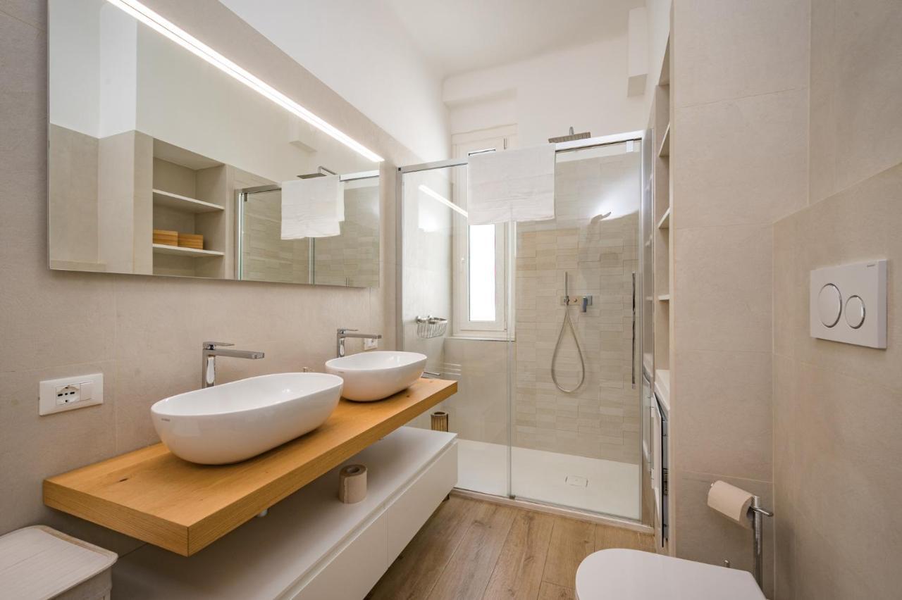 Апартаменти Joivy Penthouse Flat With Terrace Генуя Екстер'єр фото