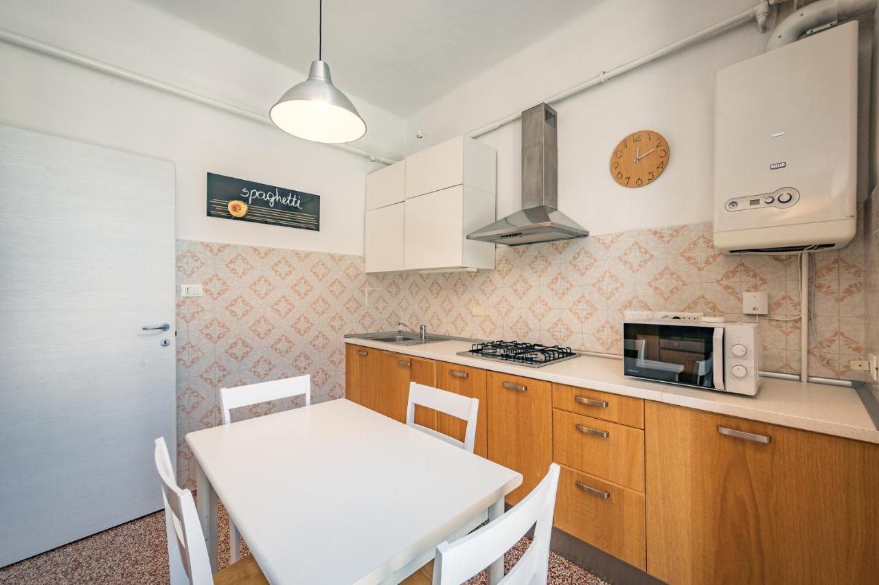 Апартаменти Joivy Penthouse Flat With Terrace Генуя Екстер'єр фото